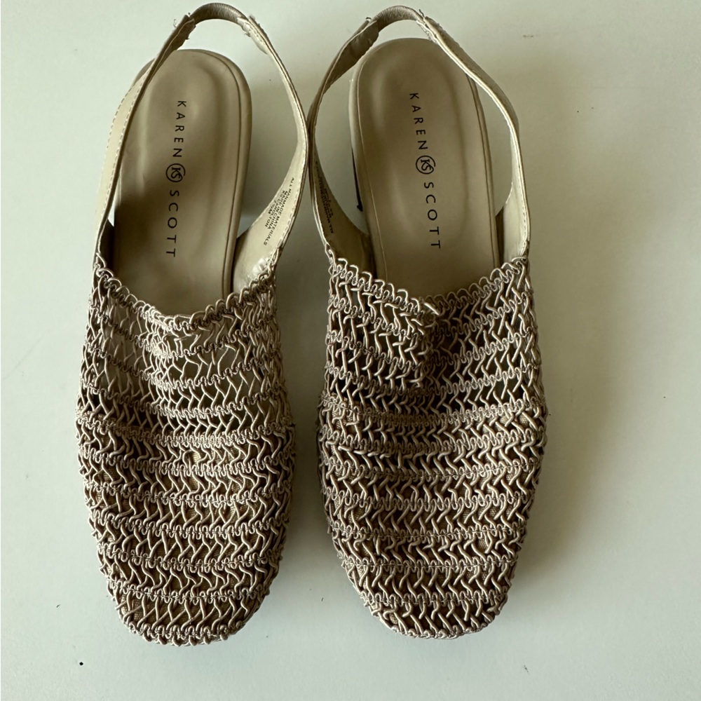 Vintage 90’s Karen Scott Beige Woven Crochet Slingback Sandals 7.5